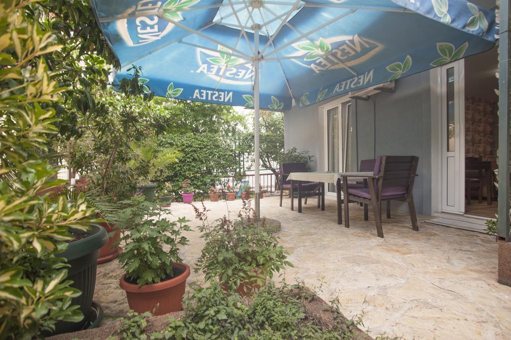 Apartman Dado Apartment *