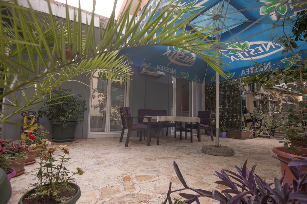 Apartment Apartman Dado