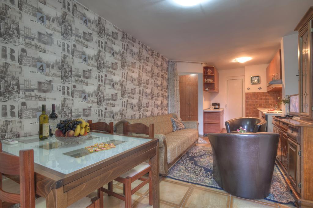 Apartment Apartman Dado Budva